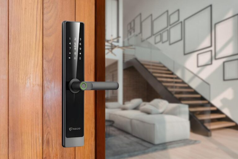 How do smart door locks work